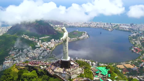 Christ-The-Redeemer-Statue,-Rio-De-Janeiro