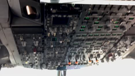 Vista-Interior-De-La-Cabina-De-Un-Globemaster-C-17-De-La-Fuerza-Aérea