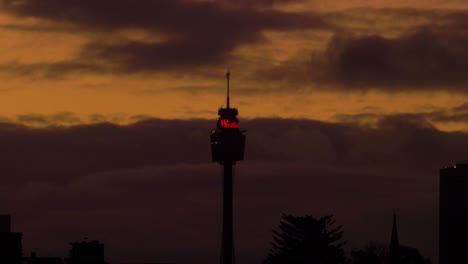 Tag-zu-Nacht-Zeitraffer-Des-Westfield-Tower-Sydney