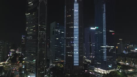 Guangzhou-Cbd-Innenstadt-Von-Bürogebäuden-In-Der-Nacht
