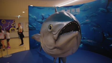 Slow-motion-Pan-around-life-sized-model-of-Tuna-Fish
