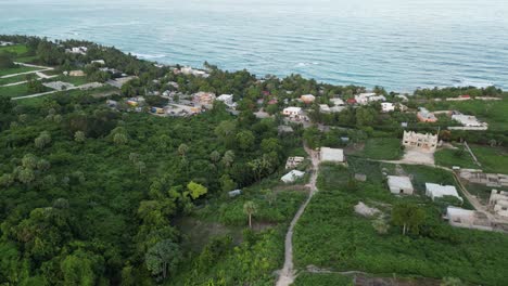 Luftaufnahme-Der-Kleinen-Gemeinde-El-Arroyo-Südlich-Von-Barahona-In-Der-Dominikanischen-Republik