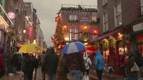 Die-Belebten-Straßen-Im-Zentrum-Von-Dublin-Während-Der-Weihnachtseinkaufszeit