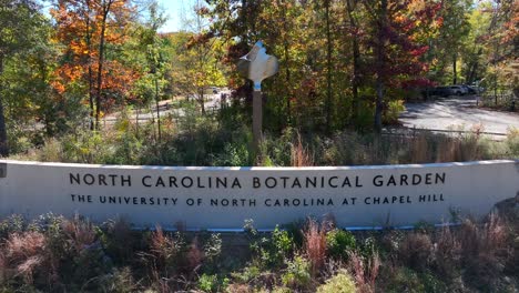 Jardín-Botánico-De-Carolina-Del-Norte-En-La-Colina-De-La-Capilla-Unc