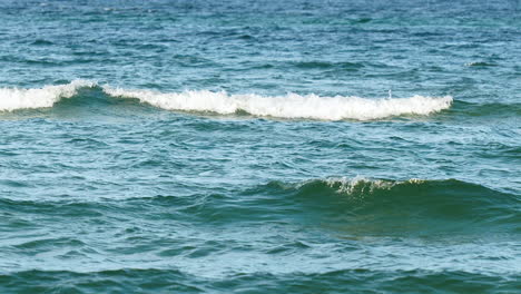 Waves-Rolling-In-The-Blue-Ocean-In-Hel-Peninsula,-Kuznica,-Poland