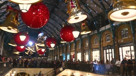 Christmas-Lights-within-Covent-Garden,-London,-United-Kingdom