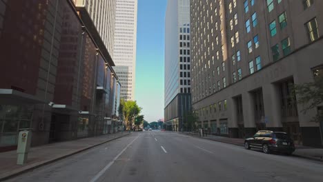 Verlassene-Straße-In-Der-Innenstadt-Von-Houston-Am-Frühen-Morgen