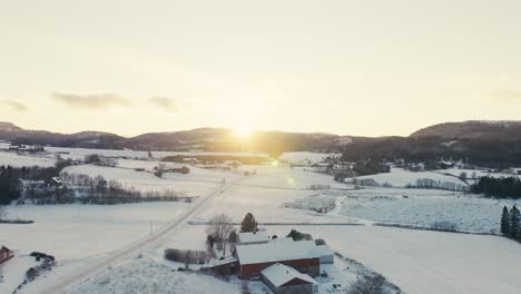 Dazzling-Sun-Shining-Over-The-Snowy-Landscape-And-Norwegian-Town-During-Winter