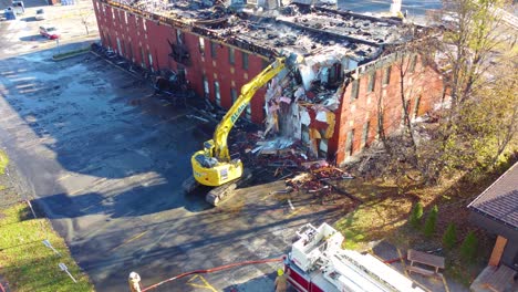 Demolition-of-Structurally-Unsound-Building-on-Fire
