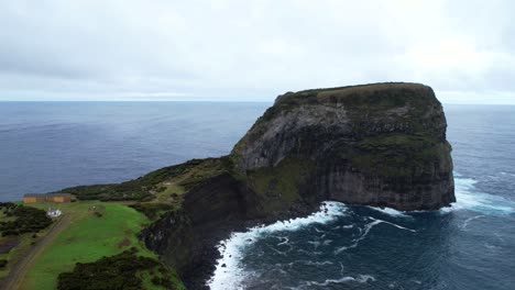 Impresionante-Costa-Del-Océano-Atlántico-De-Las-Azores-En-Morro-De-Castelo-Branco