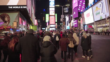Pedestrians-in-Time-Square-Night-and-Gimbal