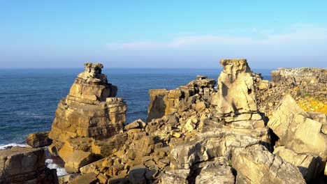 Impressive-rock-formations-in-the-Atlantic-Ocean-from-Revelim-dos-Remedios-lookout,-Peniche,-Portugal
