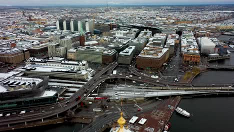 Aerial-footage-approaching-the-heart-of-Stockholm-City-Centre-from-the-City-Hall
