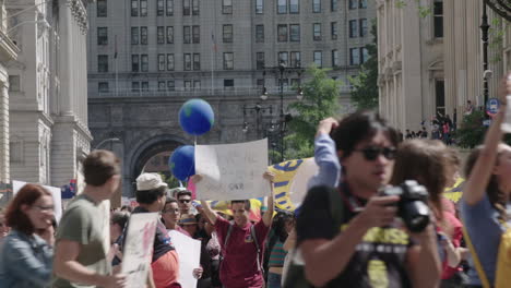 Klimaaktivisten-Spazieren-Durch-New-York