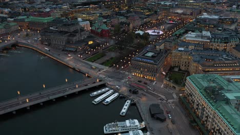 Vertical-panning-drone-footage-of-Kungstragaren-in-Stockholm,-Sweden
