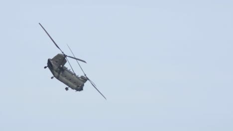 Zoom-Shot-of-Boeing-Chinook-Making-a-Hard-Bank-in-Slow-Motion