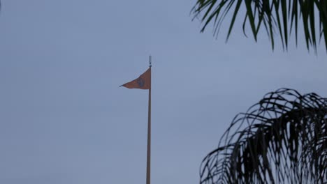 Sikh-Flagge-Nishan-Sahib-Punjab-Bulandpur-Indien