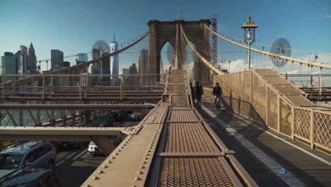 Brooklyn-Bridge-view-to-Manhattan-cityscape---Slide-shot