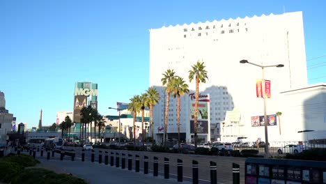 Tropicana-Und-MGM-Grand-In-Las-Vegas-Bei-Sonnenuntergang