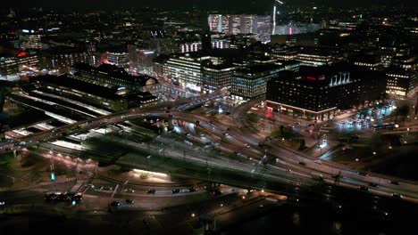 Night-time-aerial-footage-of-the-traffic-in-Stockholm,-Sweden