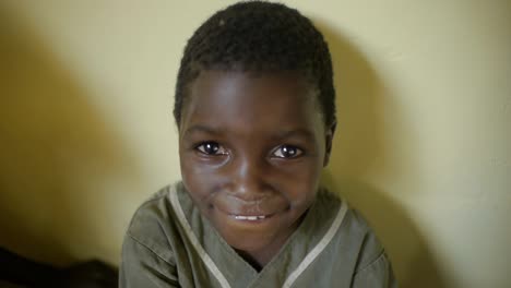 Kinder-Mit-Behinderungen-Genießen-Den-Unterricht-In-Sambia