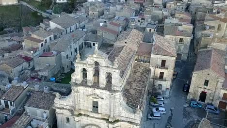 Drone-shot-over-the-Main-Church-of-Mussomeli,-the-town-in-Sicily-where-houses-are-for-sale-at-1-Euro