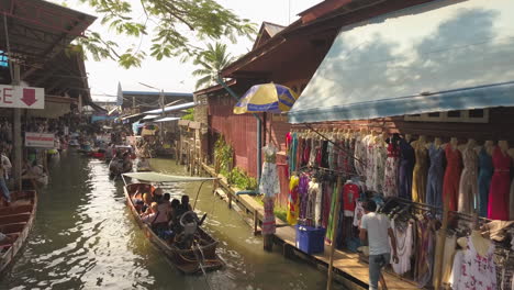 Auténtico-Mercado-Flotante-Tradicional,-Tailandia.
