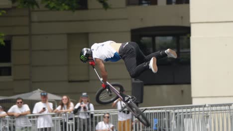 Guy-perform-a-spectacular-trick-on-stunt-bike-BMX-in-urban-bike-park