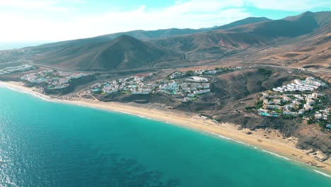 Increíble-Playa-De-Esquinzo-Con-Horizonte-Infinito
