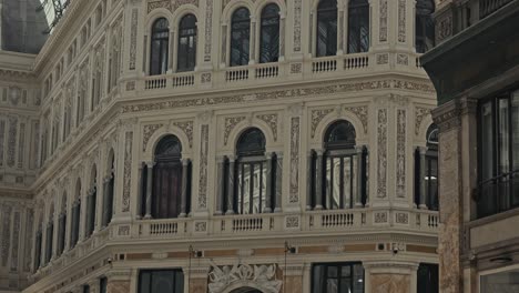 Ornate-facade-at-Galleria-Umberto,-Naples