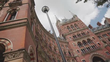 Fantastic-to-see-st-Pancras-is-back-to-itself