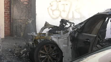 car-burned-in-arson-car-fire