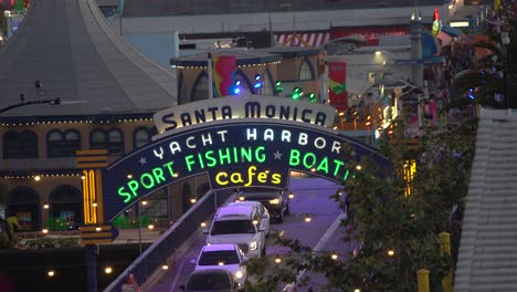 Santa-Monica-pier-close-up-view