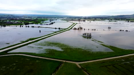Flooding-and-water-damage-to-fields-across-Somerset