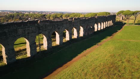 Aerial-View-of-Claudio-Aqueduct-Arches-in-Rome,-Italy