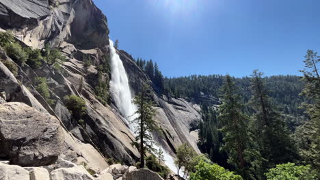 Nevada-Falls-As-Seen-From-Mist-Trail-In-Summer-In-Yosemite-National-Park,-California,-USA