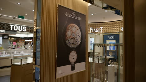 Inside-Jaeger-Le-Coultre-luxury-watch-boutique-establishing-store-interior-shot