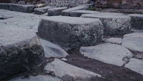 Trittsteine-Der-Antiken-Straßen-Von-Pompeji