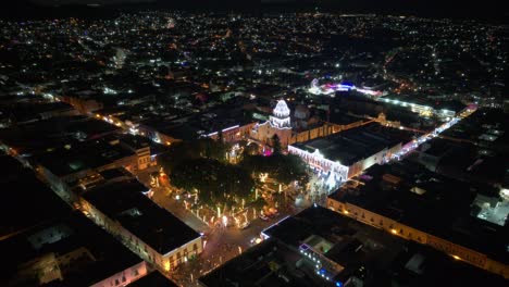 Night-hyperlapse-of-the-center-of-Altixco-Puebla