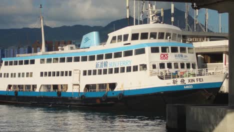 Angedockte-Sun-Ferry-Am-North-Point-Ferry-Pier-In-Hongkong