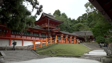 Visitantes-Turismo-Escénico-Santuario-Kasuga-Taisha-Punto-De-Referencia