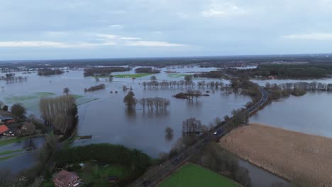 The-river-Ems-rises-over-its-banks-and-floods-all-the-towns-around-Lingen-Ems-like-Geeste,-Meppen,-Hodenhagen