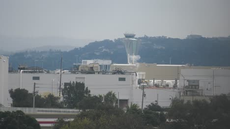 San-Francisco-International-Airport-Tower