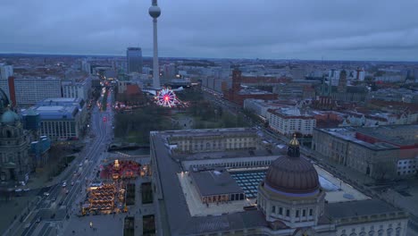 Berlin-Winter-City-Palace-xmas-market