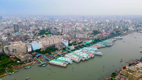 Jenseits-Der-Stadt-Dhaka-Und-Des-Flusses-Buriganga