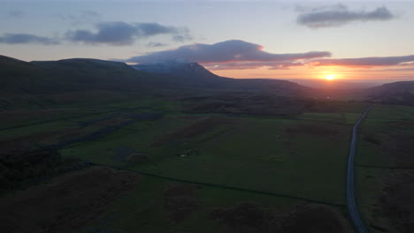 Wide-Angle-Drone-Shot-of-Ingleborough-and-Yorkshire-Dales-at-Sunset