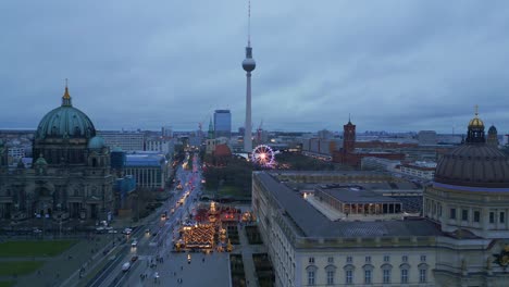 Berlín-Ciudad-De-Invierno-Palacio-Catedral-Mercado-De-Navidad