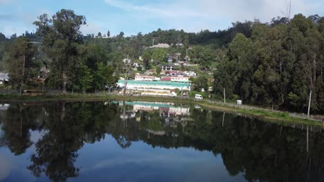 Sai-Sruthi-Retreat-Centre-near-Kodai-Lake,-Kodaikanal-town-hotels-and-resorts
