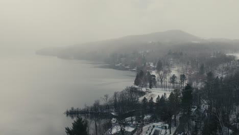 Gloomy-Weather-Over-Lake-Massawippi-Near-Manoir-Hovey-Hotel-In-North-Hatley,-Québec-Canada
