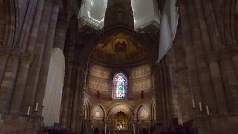 Catedral-De-Nuestra-Señora-De-Estrasburgo-Altar-Tiene-Reconstrucción